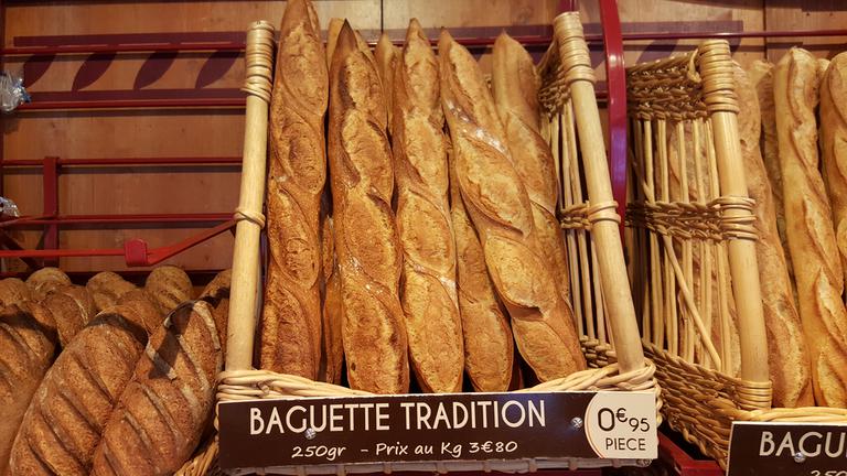 Baguette tradition